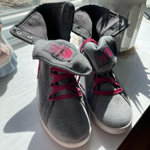 The North Face Base Camp Roll Downs Woman’s 8 lace up - Picture 2 of 5